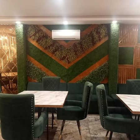 פארידבד Ceremony Hotel And Banquets מראה חיצוני תמונה